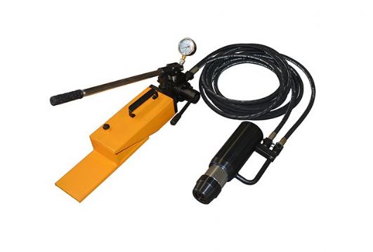 點(diǎn)擊查看詳細(xì)信息<br>標(biāo)題：MQ18-200/63礦用錨索張拉機(jī)具 閱讀次數(shù)：1538