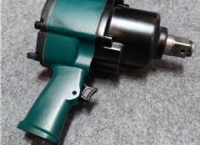 點(diǎn)擊查看詳細(xì)信息<br>標(biāo)題：風(fēng)動扳手 閱讀次數(shù)：2033